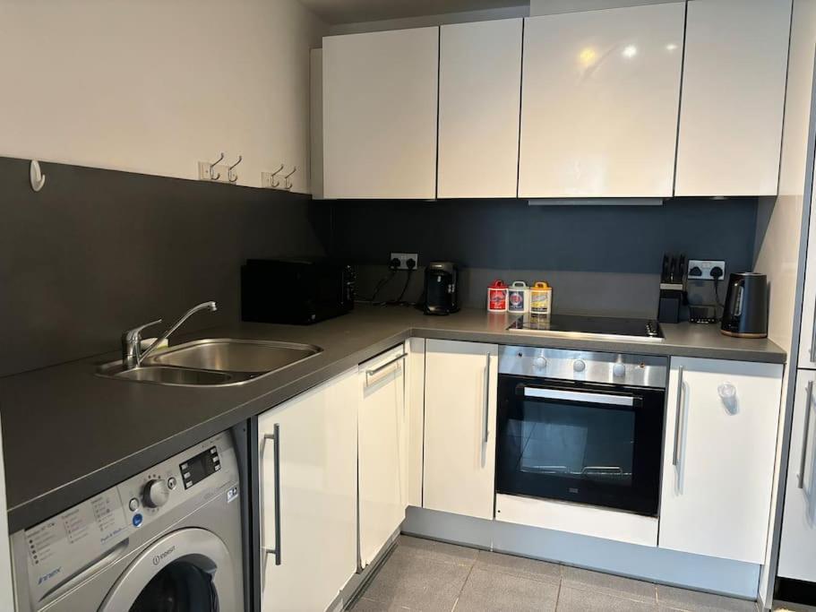 Luxury Apartment In The Heart Of Birmingham City! Eksteriør billede